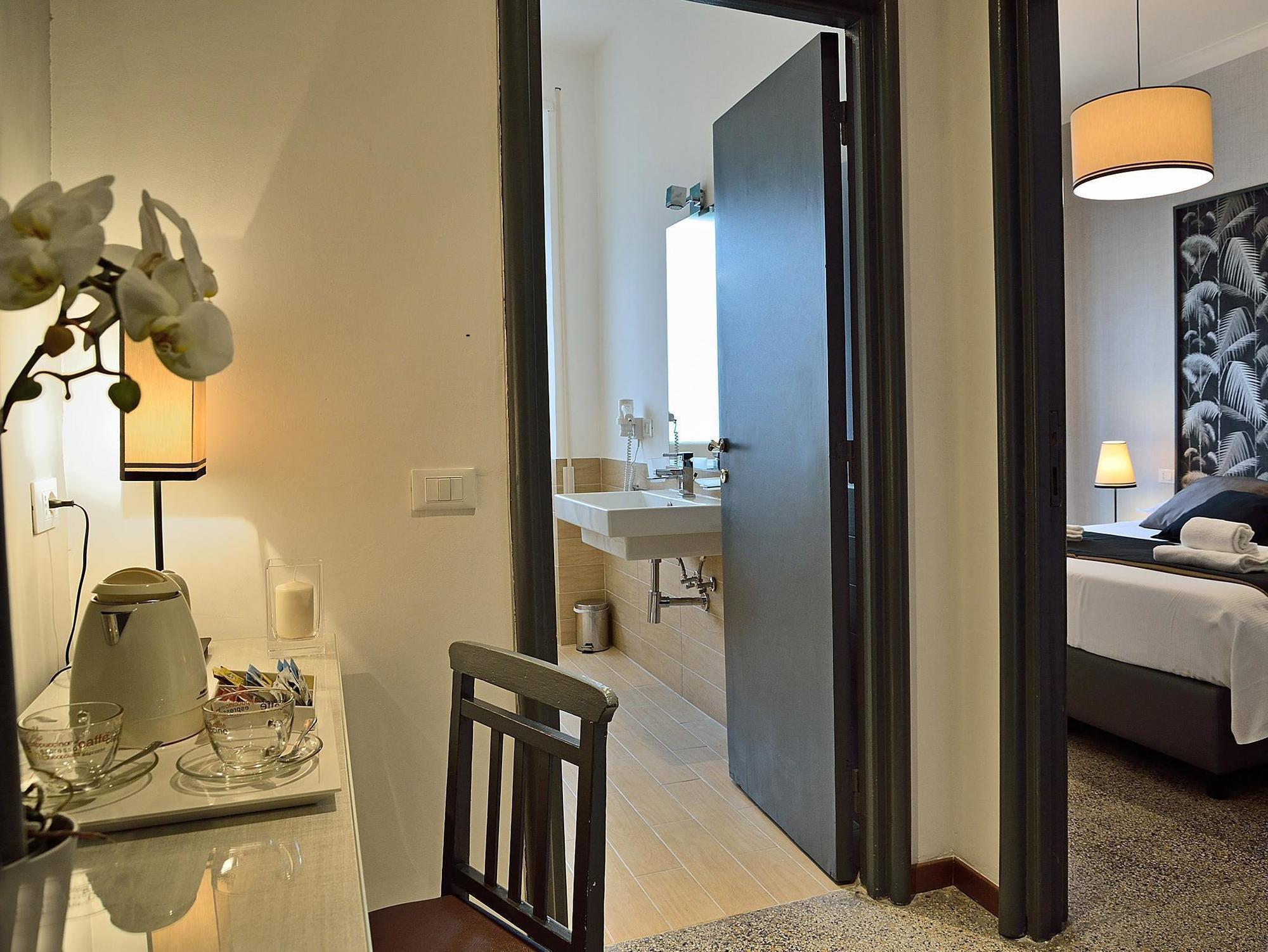 B&B 94Rooms Vatican - Vigliena Rom Exterior foto